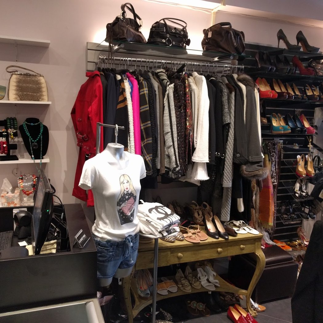 Closet 1951 3