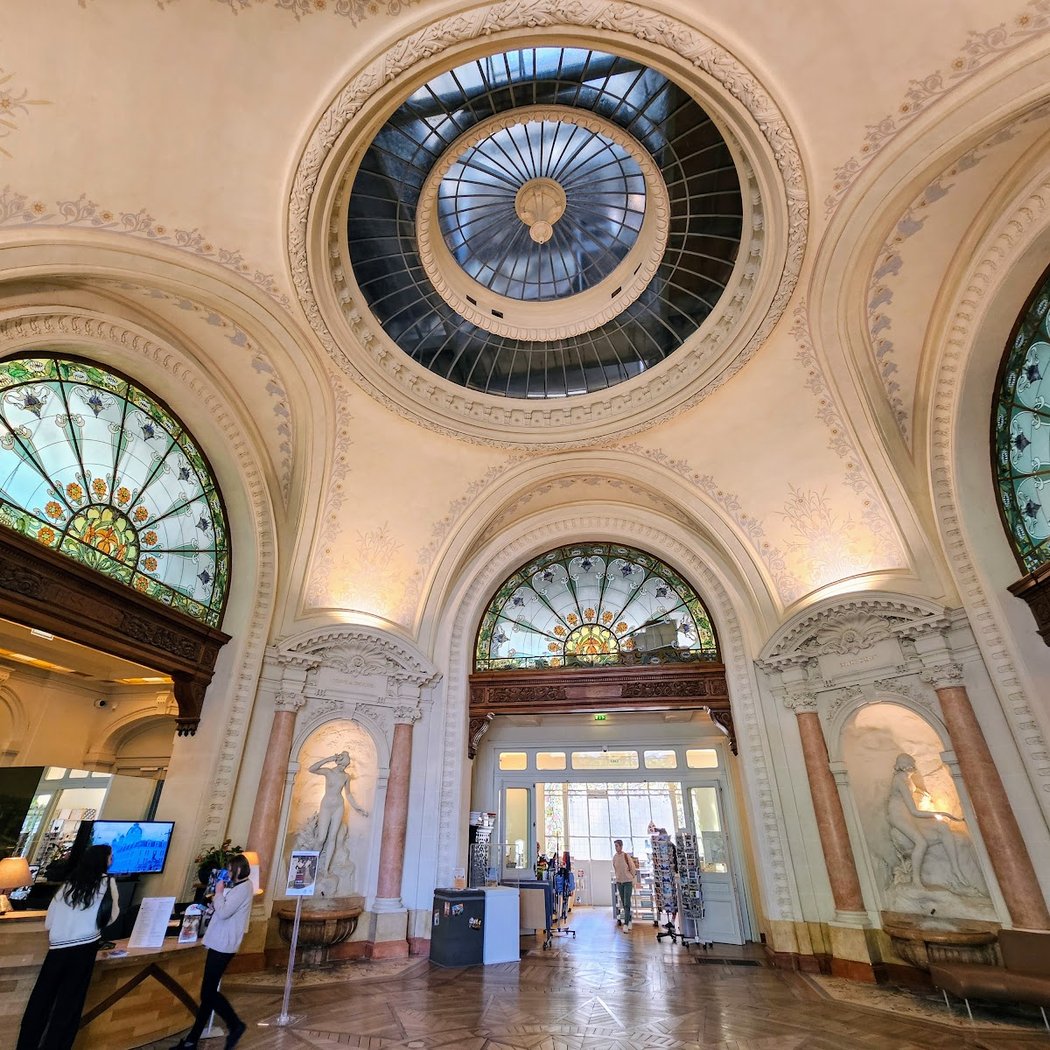Palais Lumière 3