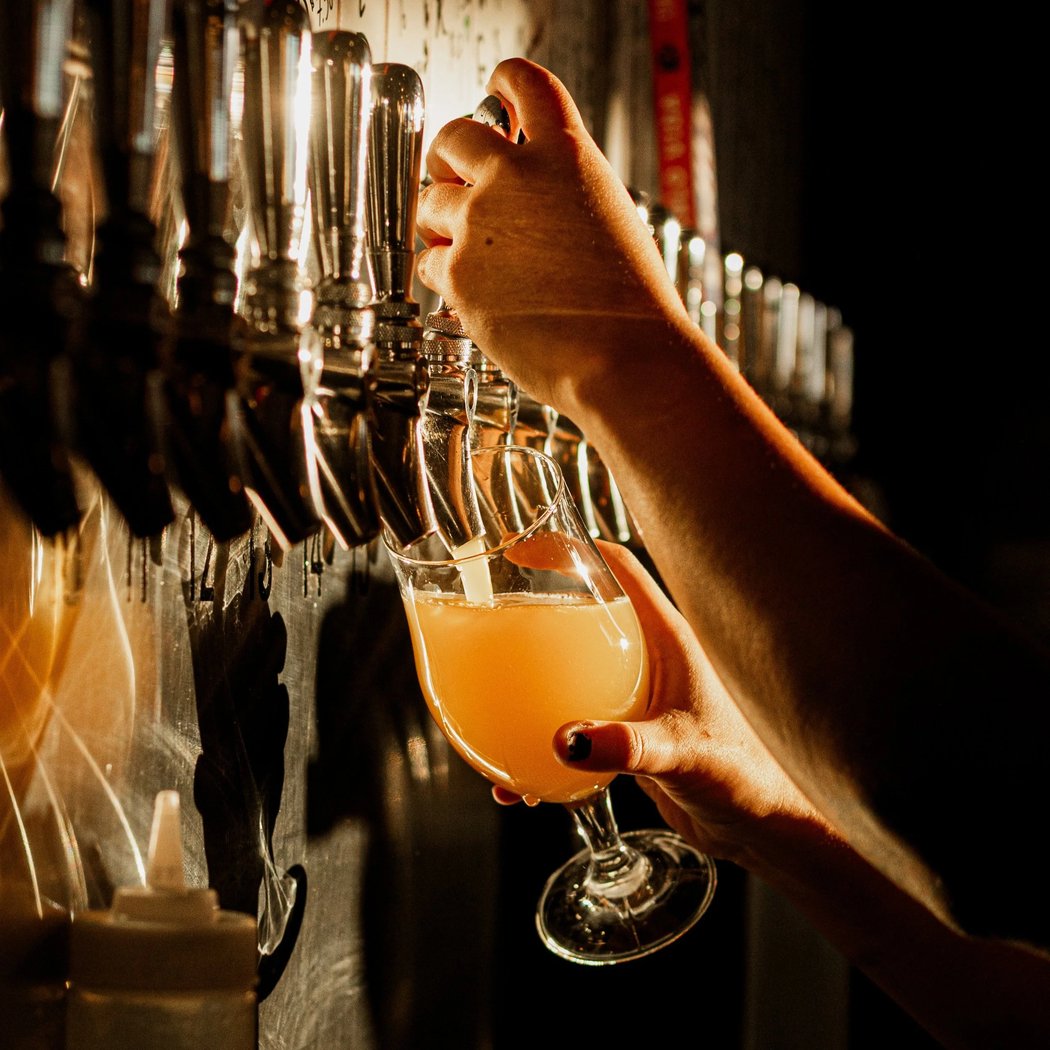 Tap & Bottle 1