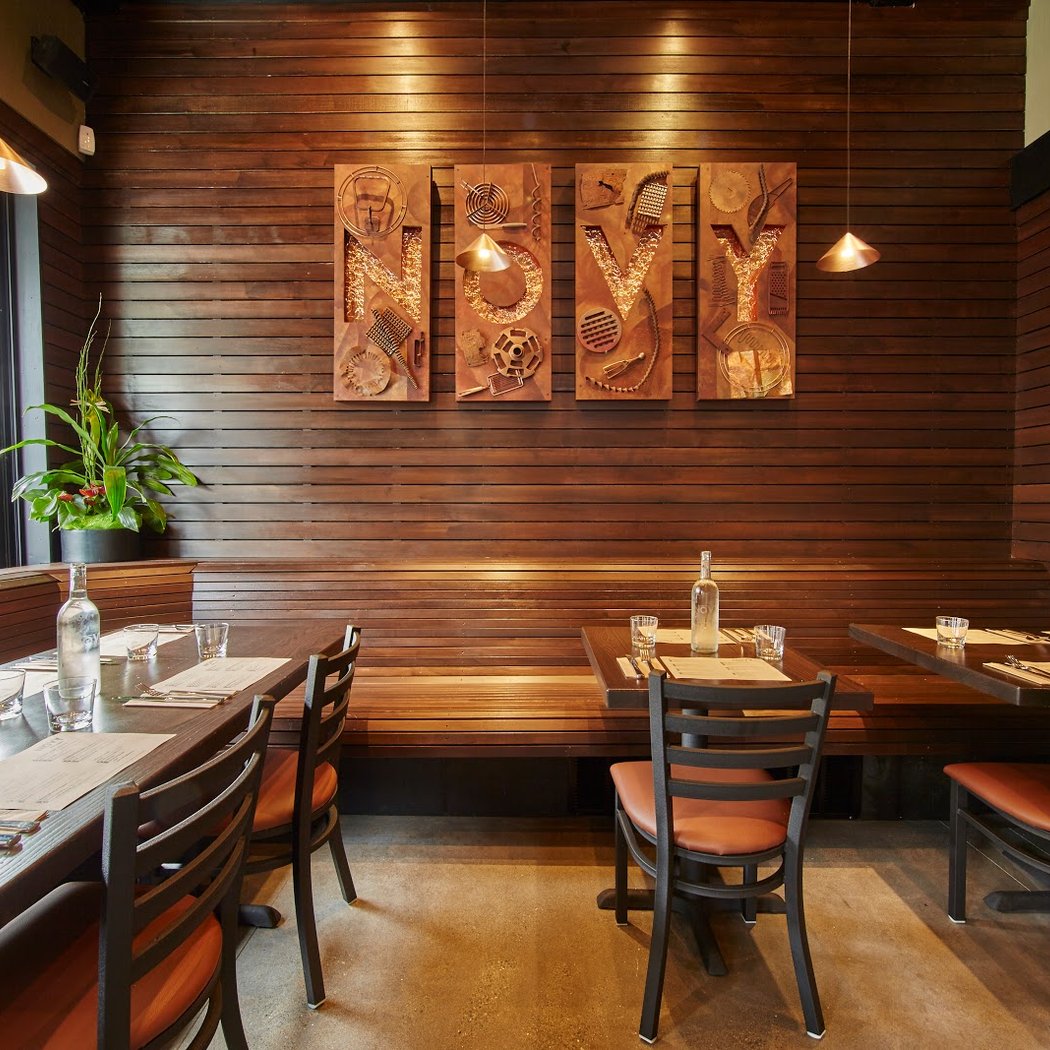 Novy Restaurant 3