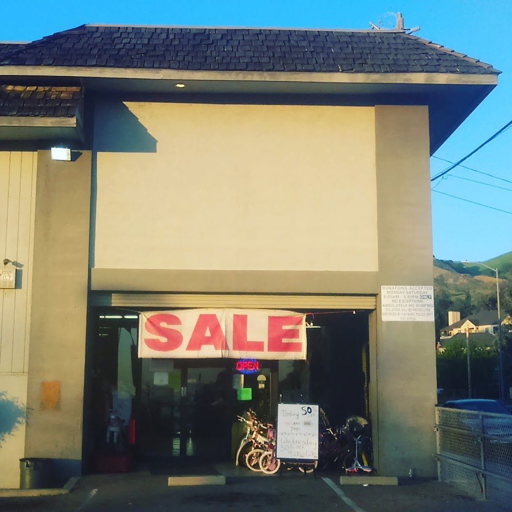 Thrift Center 2