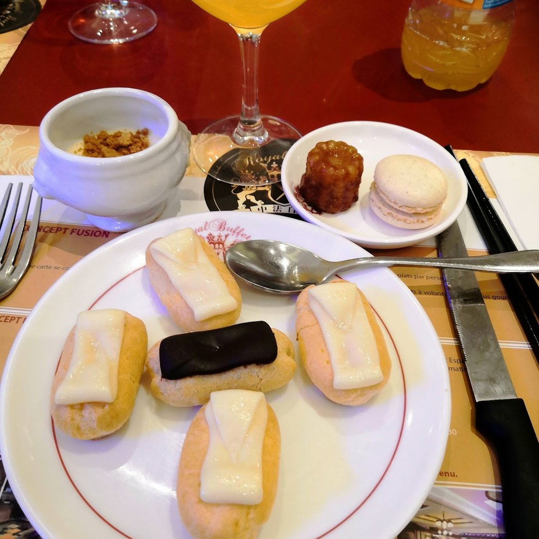 Royal Buffet Moulins 3
