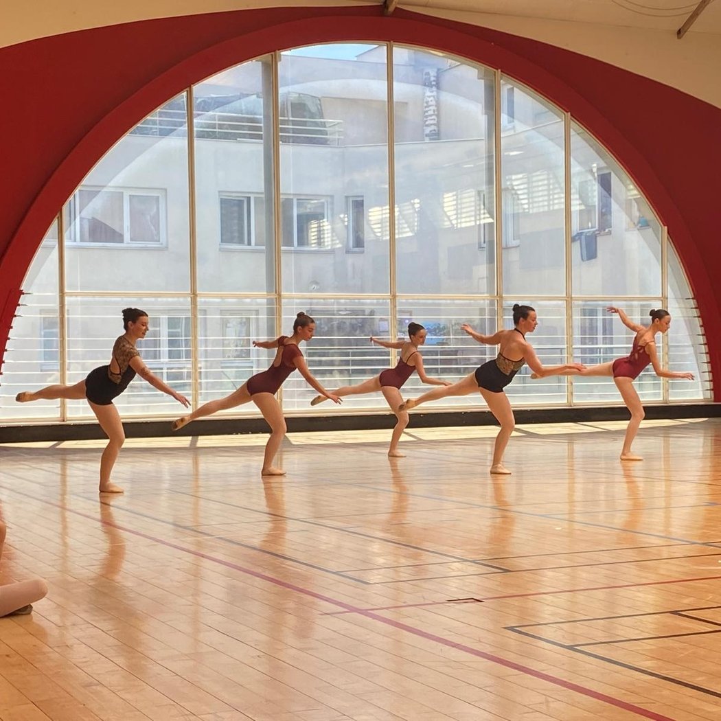 "Tous En Scène" Ballet School Paris 3 2
