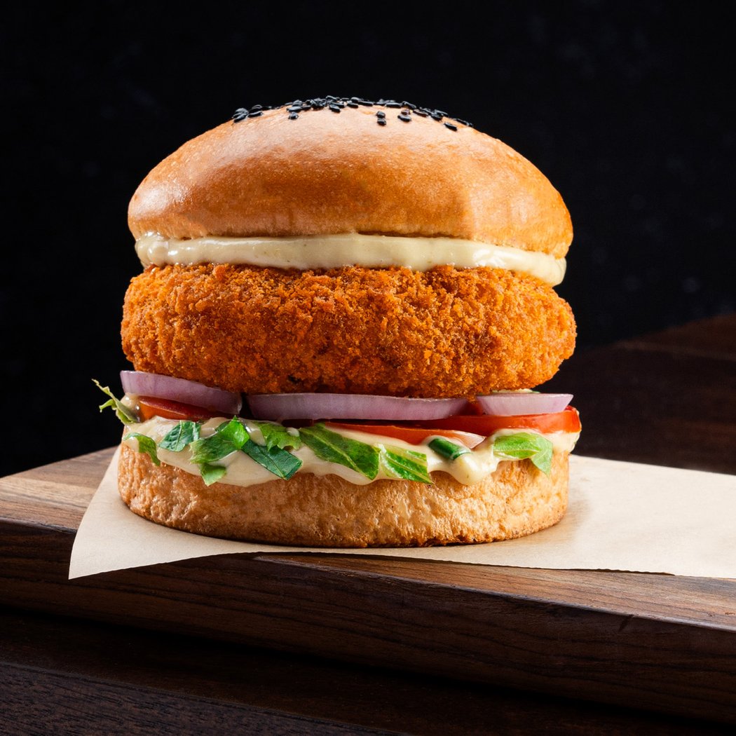 GOOD FLIPPIN' BURGERS® - The Bay at Ecoworld 1