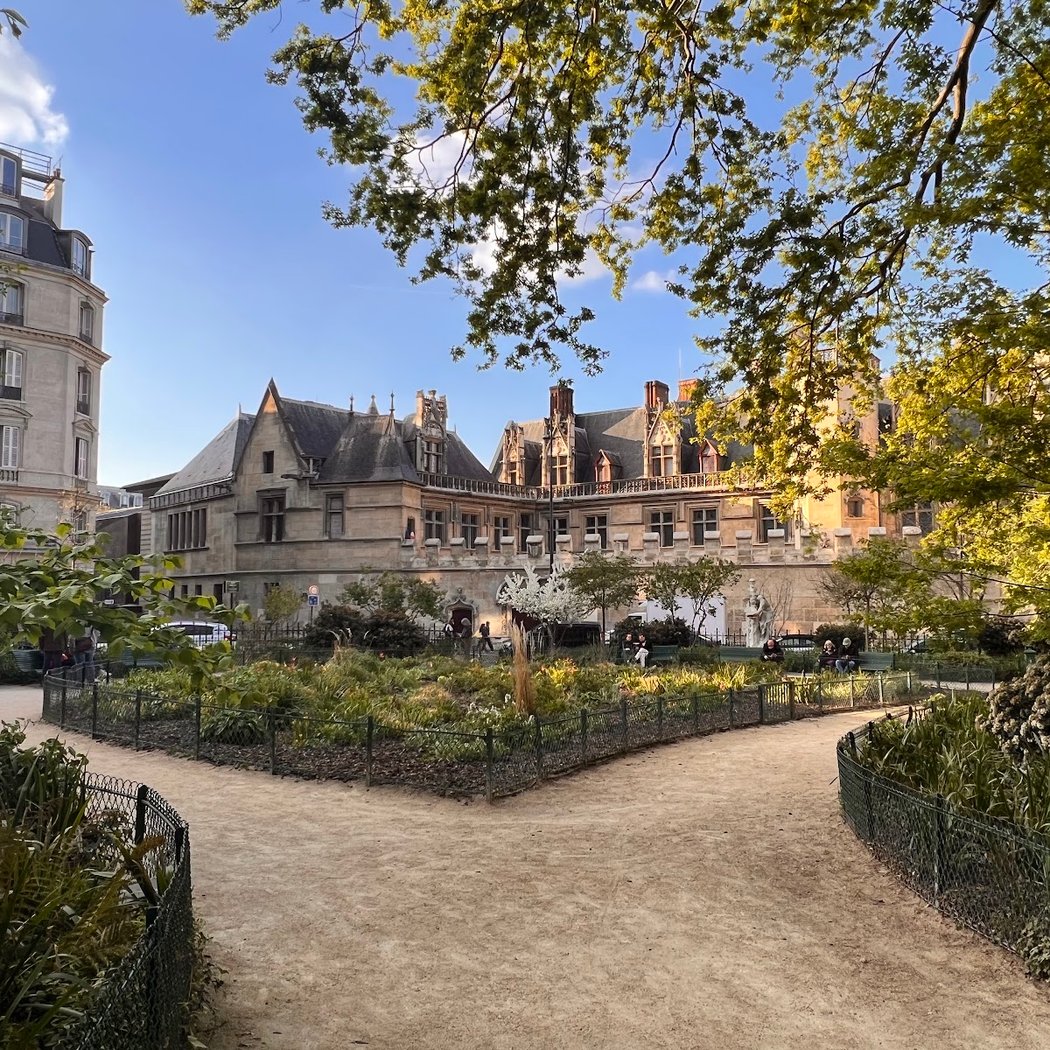 Square Samuel Paty 1