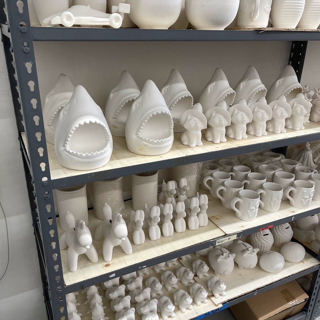 Colibri Pottery Studio 4