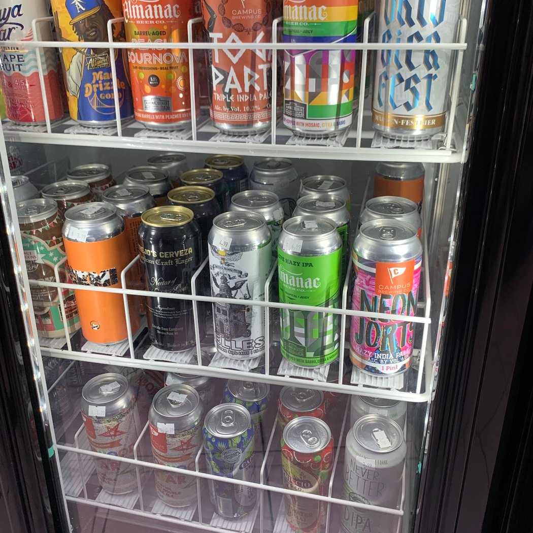 San Carlos Market & Liquor 1