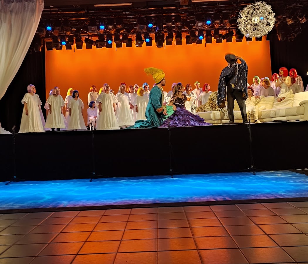 Cultural Center Jacques Brel 5