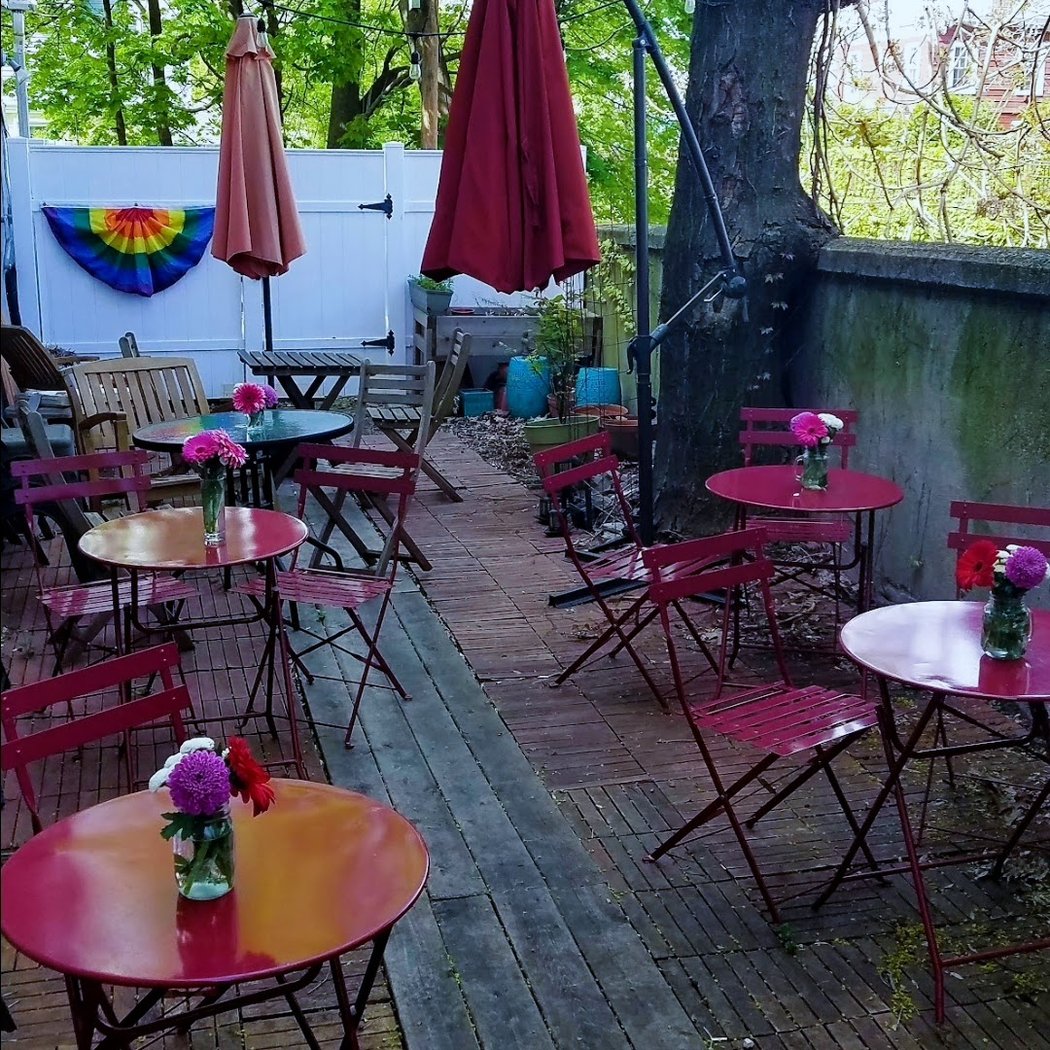 Wattli Bar & Kitchen 3