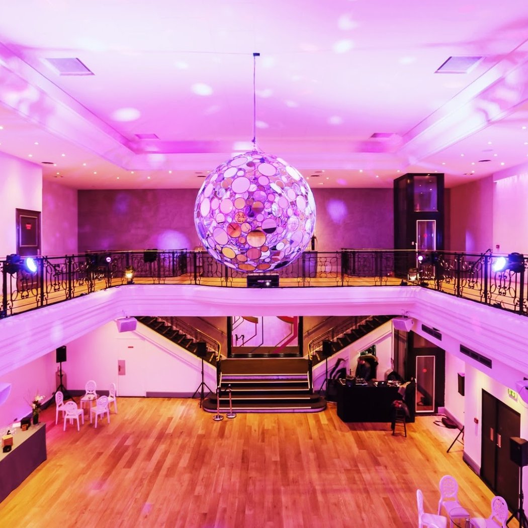 Masked Ball at Pavillon Wagram 1