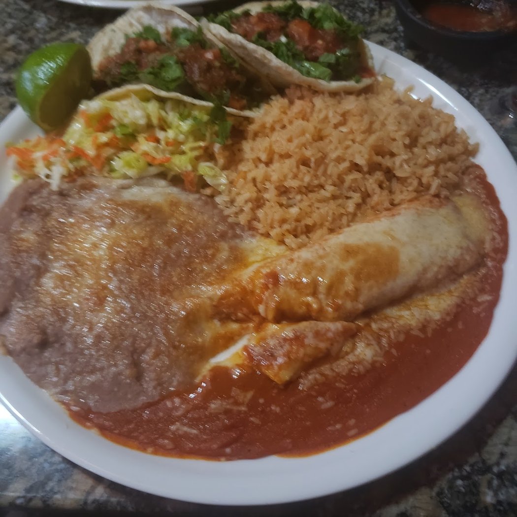 La Plazuela 3