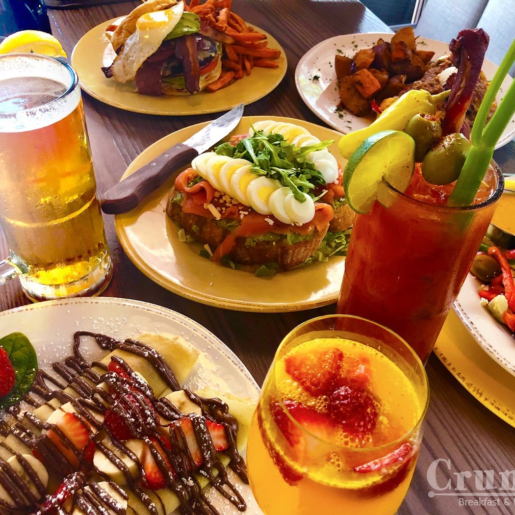 Crumbs Breakfast, Lunch & Bar 1