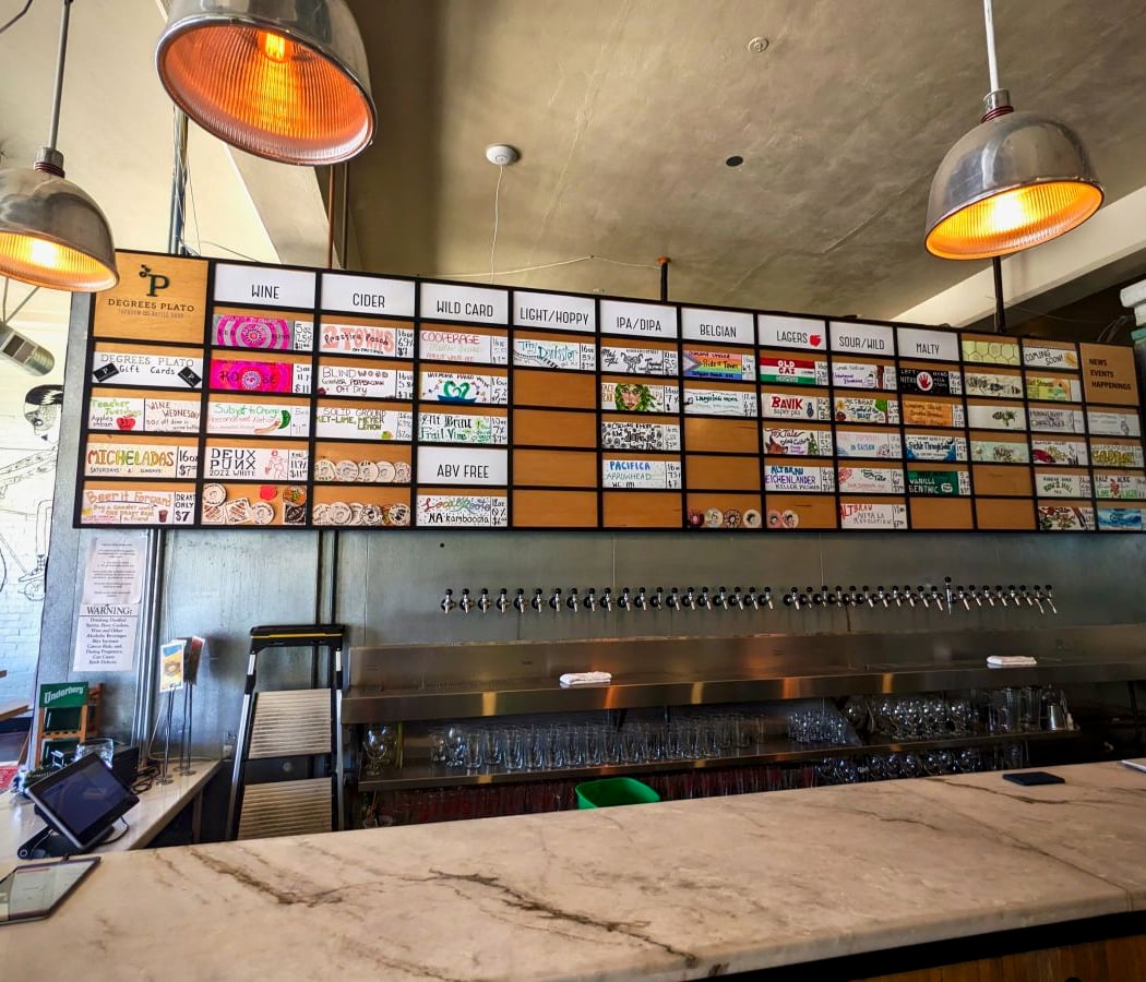 Degrees Plato Tap Room Bottle Shop & Kitchen 2