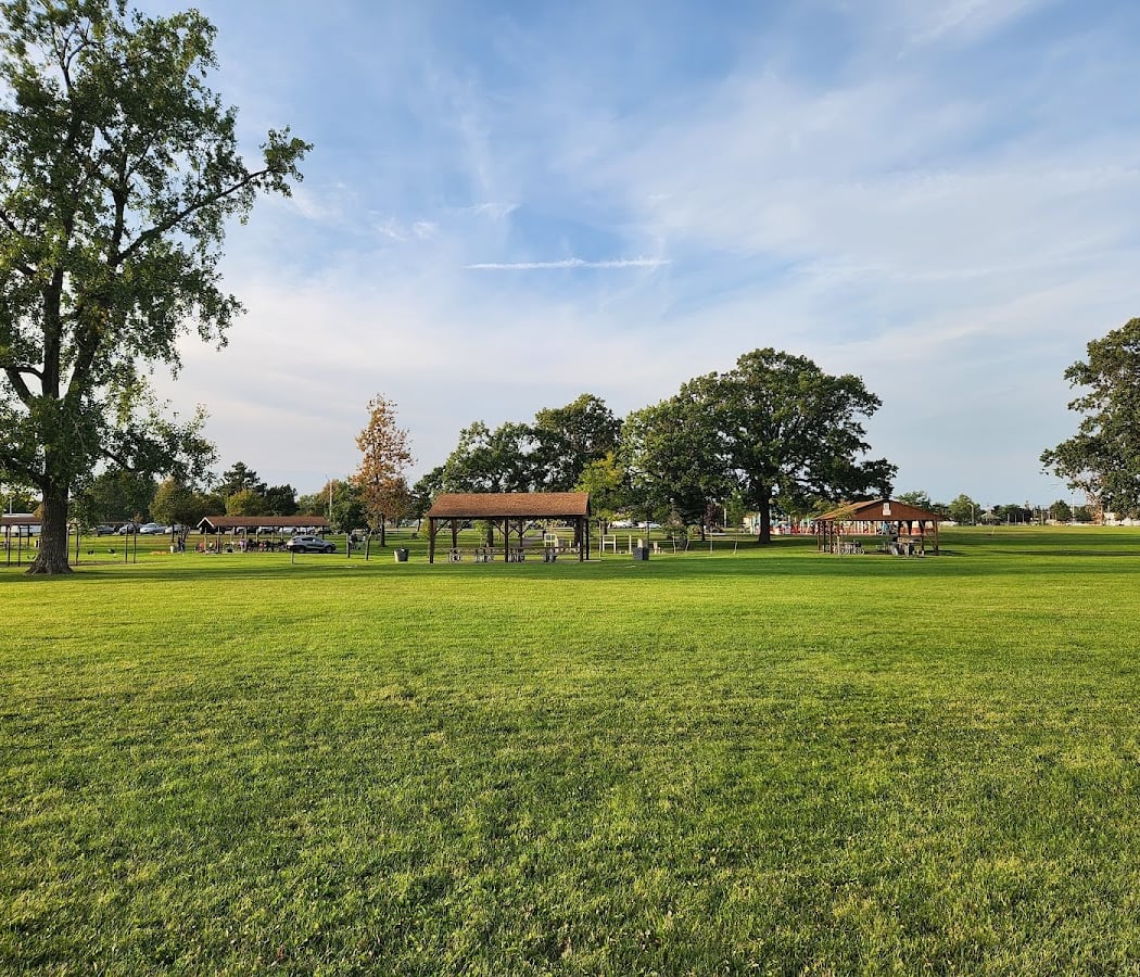 Cheektowaga Town Park 2
