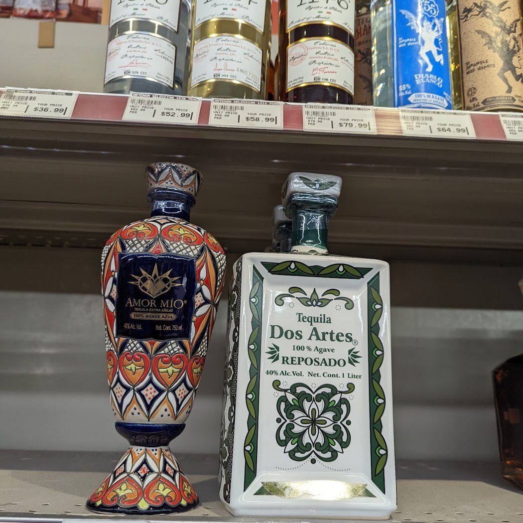 Val's Liquors 1