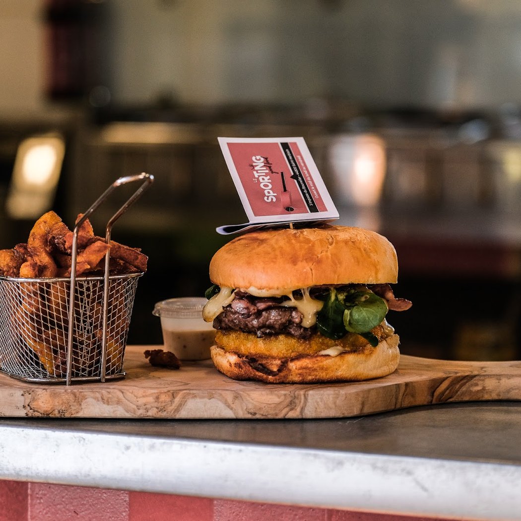 Le Container • Burgers & Salades Sur-Mesure 1