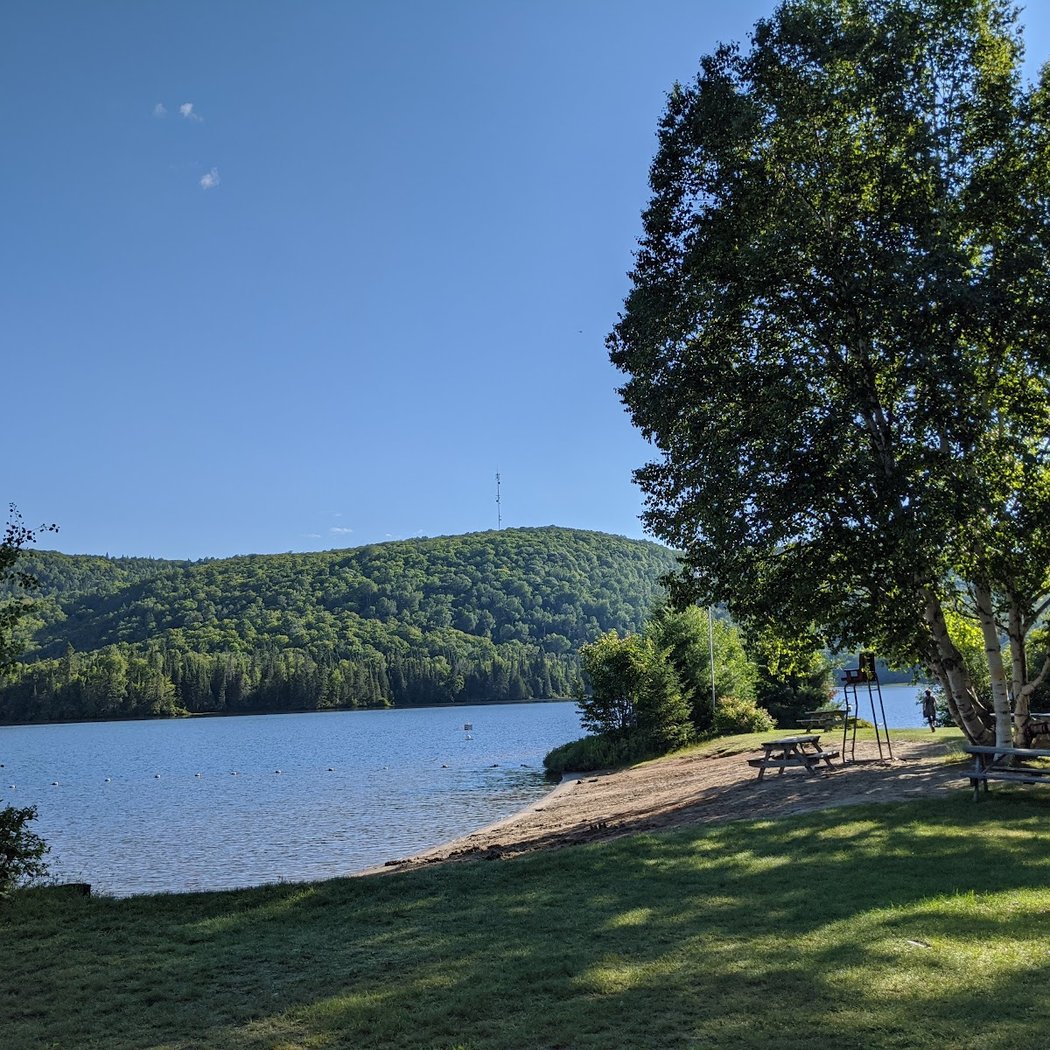 Plage municipale de Lac-Saguay 3