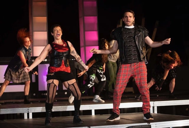 We Will Rock You 1