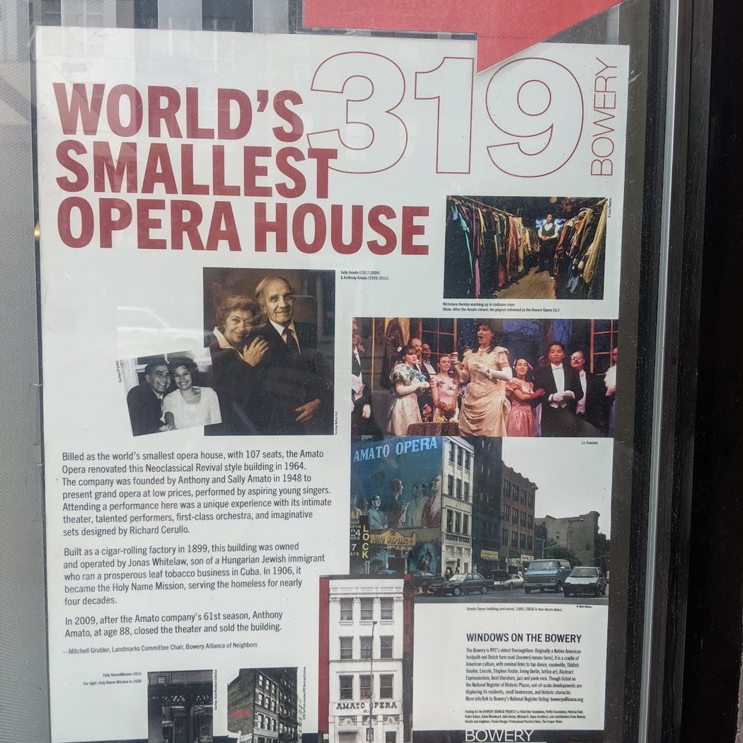World’s Smallest Opera House Marker 1