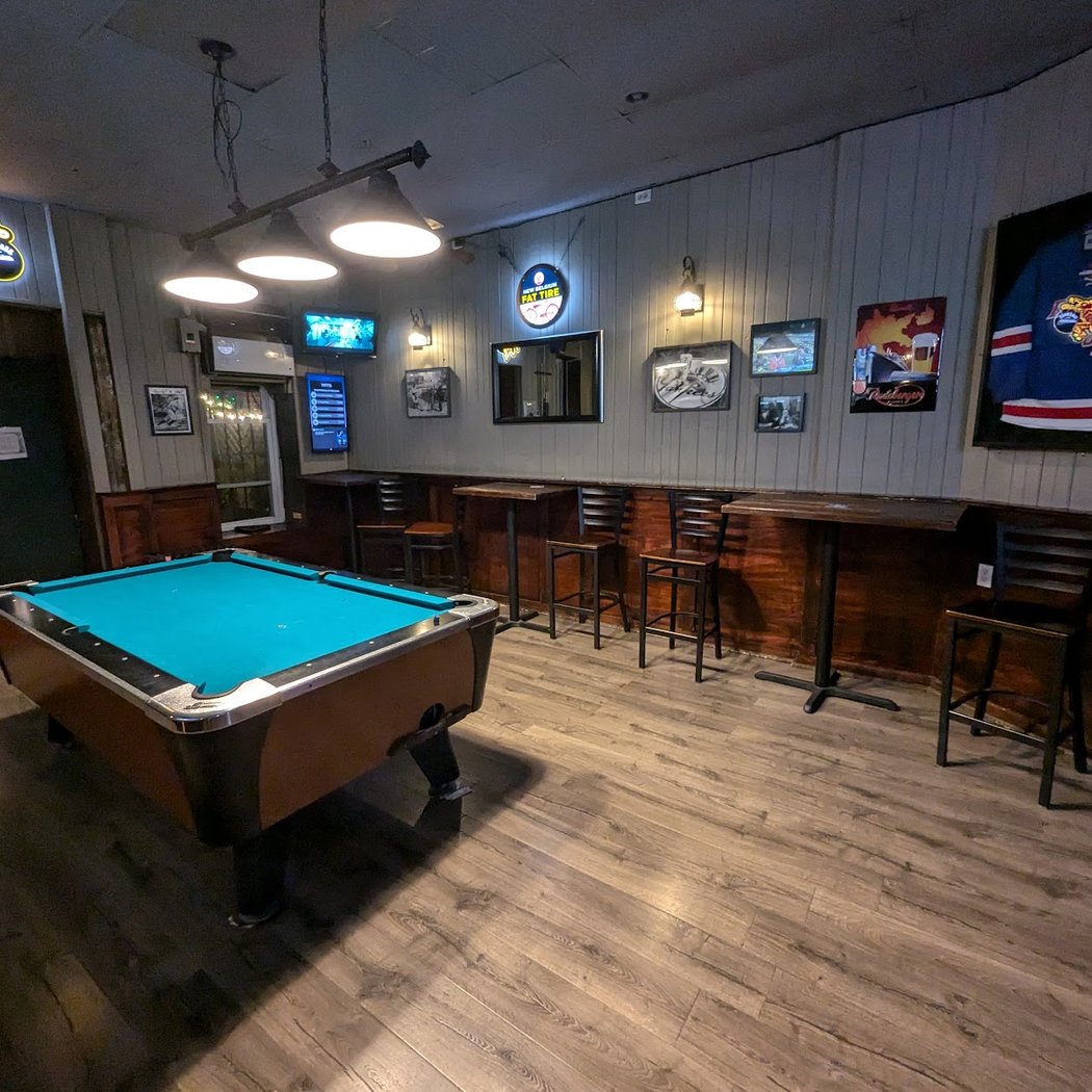 Reif's Bar 3