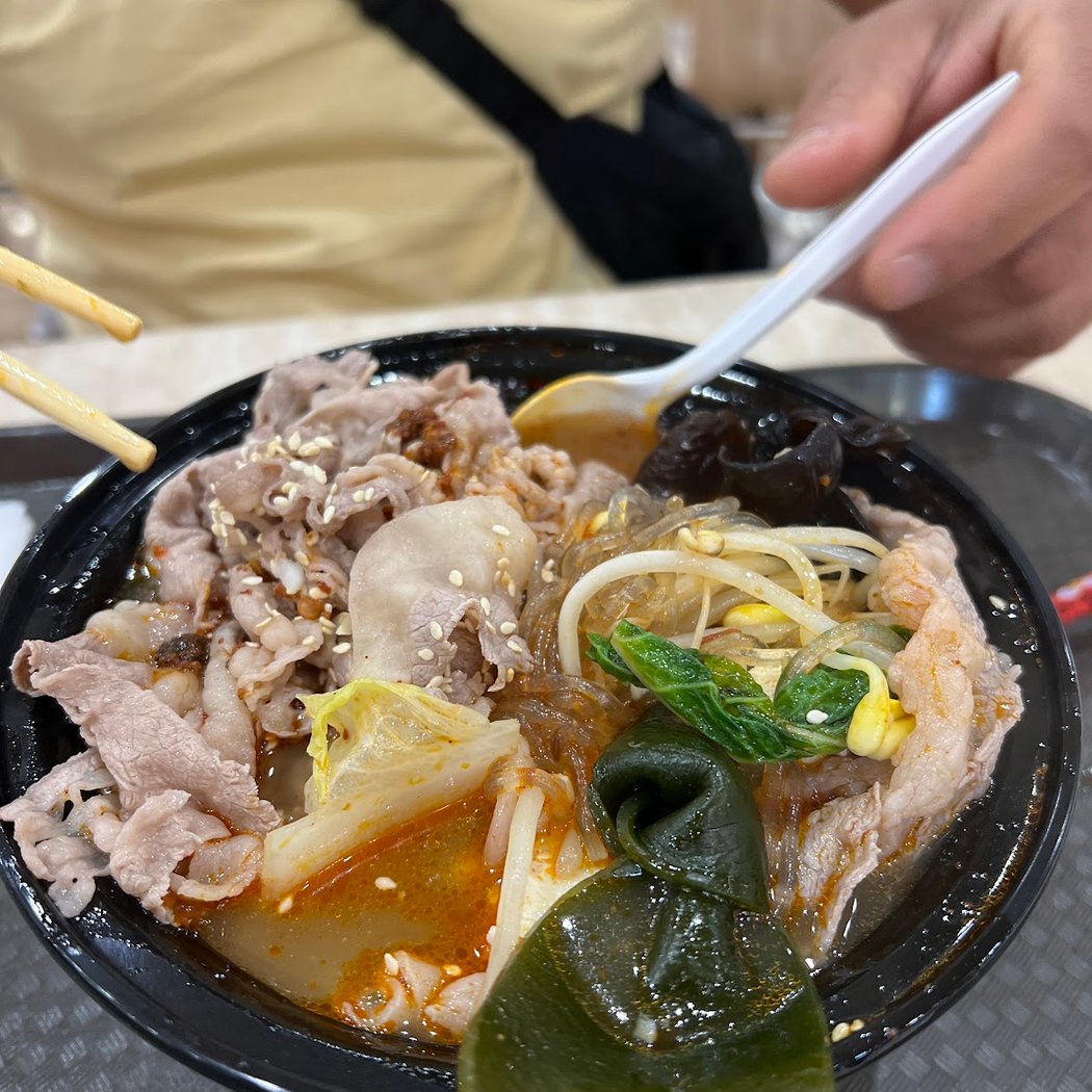 Hang Hot Pot Place 3
