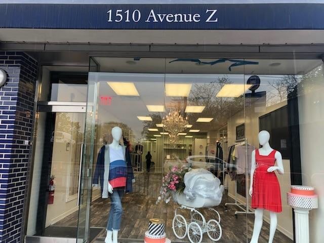 Maternity Store 2