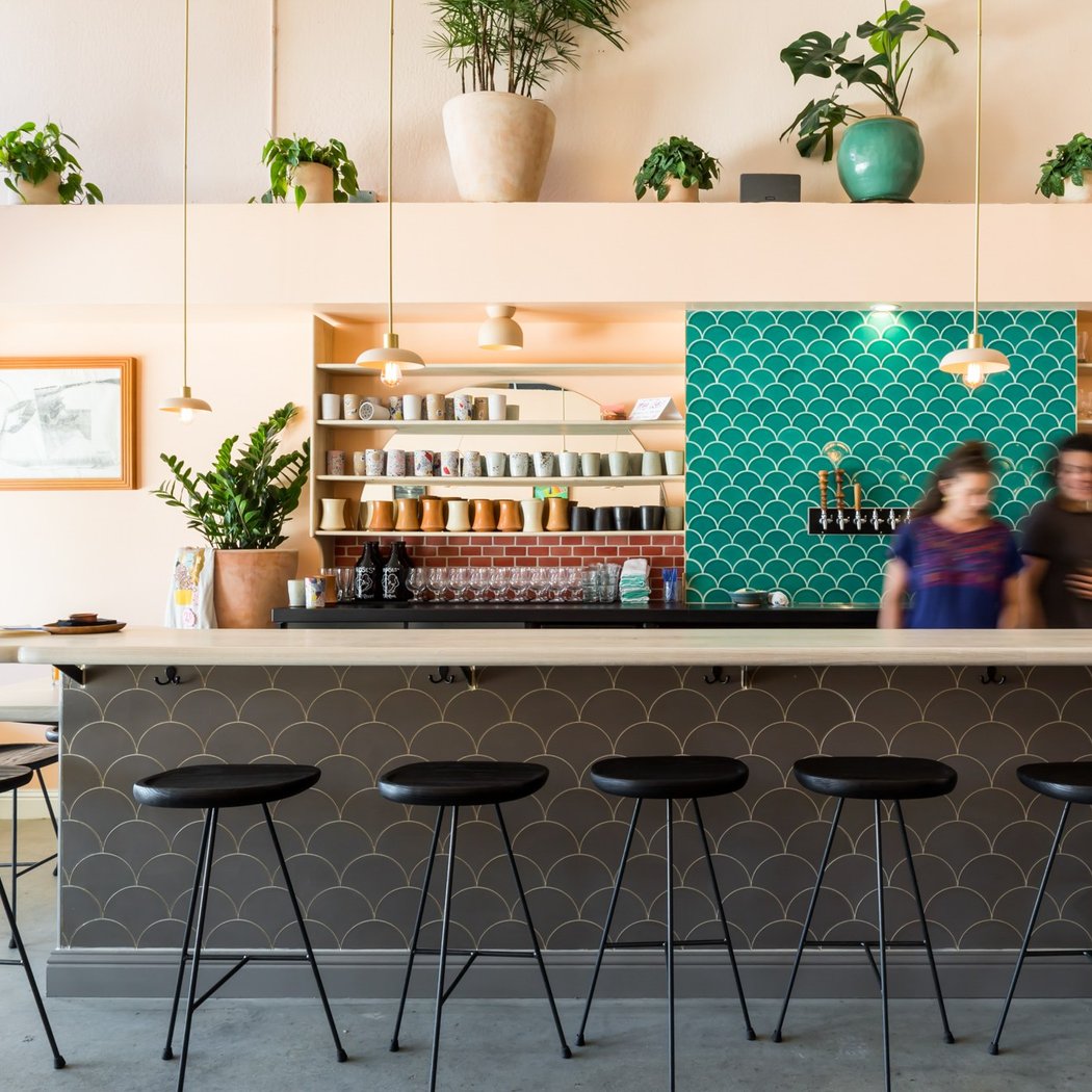 Roses' Taproom 2