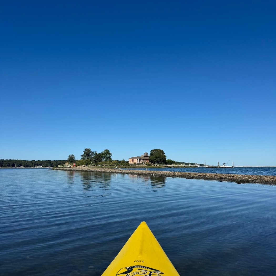 Kayak Shelter Island 2