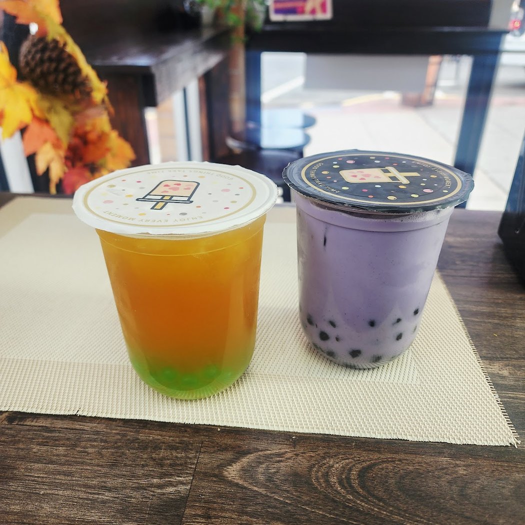 Bobaloca Bubble Tea and Coffee House 3