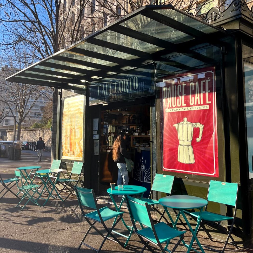 CAFÉ CORTO - LE KIOSQUE COFFEE SHOP 2
