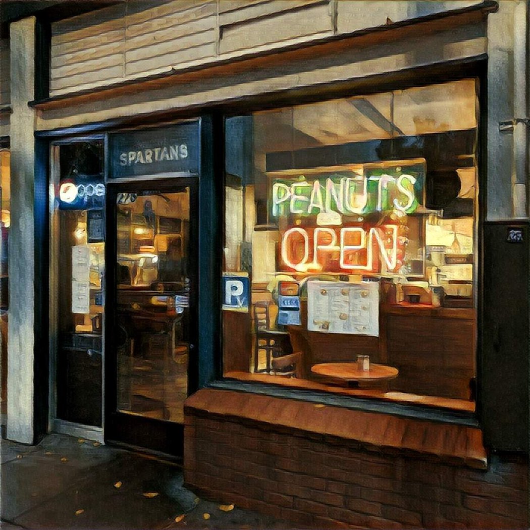 Peanuts Deluxe Cafe 3