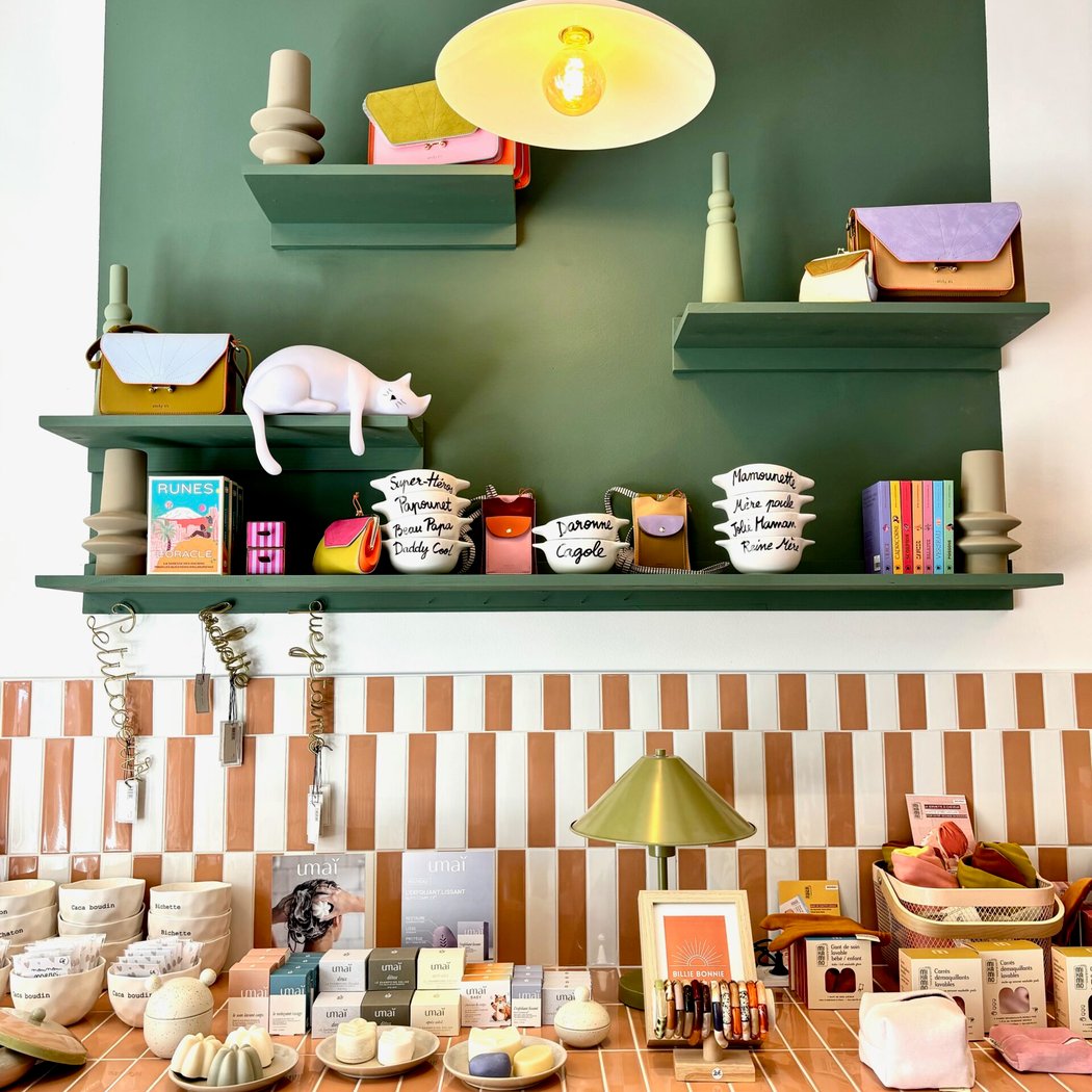 BLISS FAMILY CONCEPT STORE 1