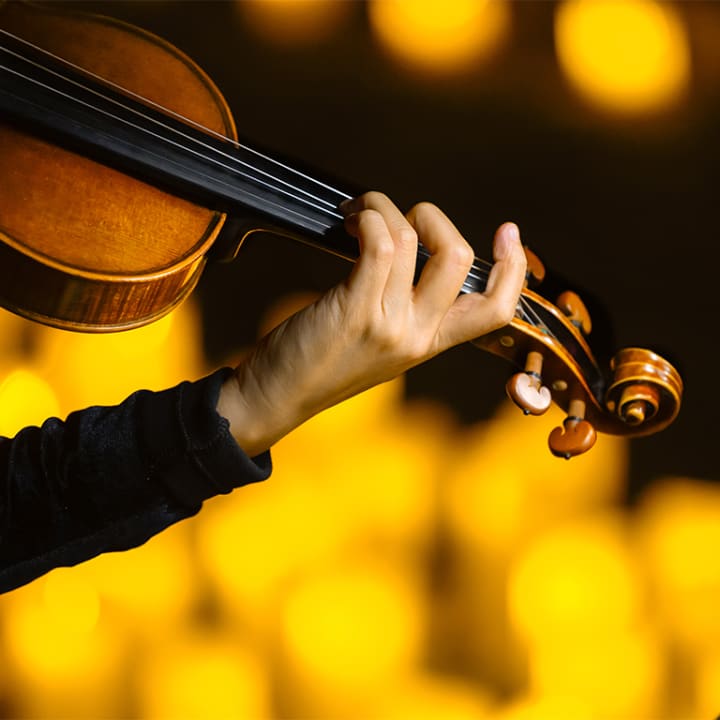 Candlelight: 90s Hip-Hop on Strings 4