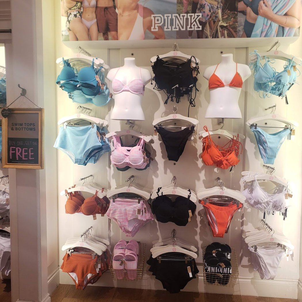 Victoria's Secret & PINK 3