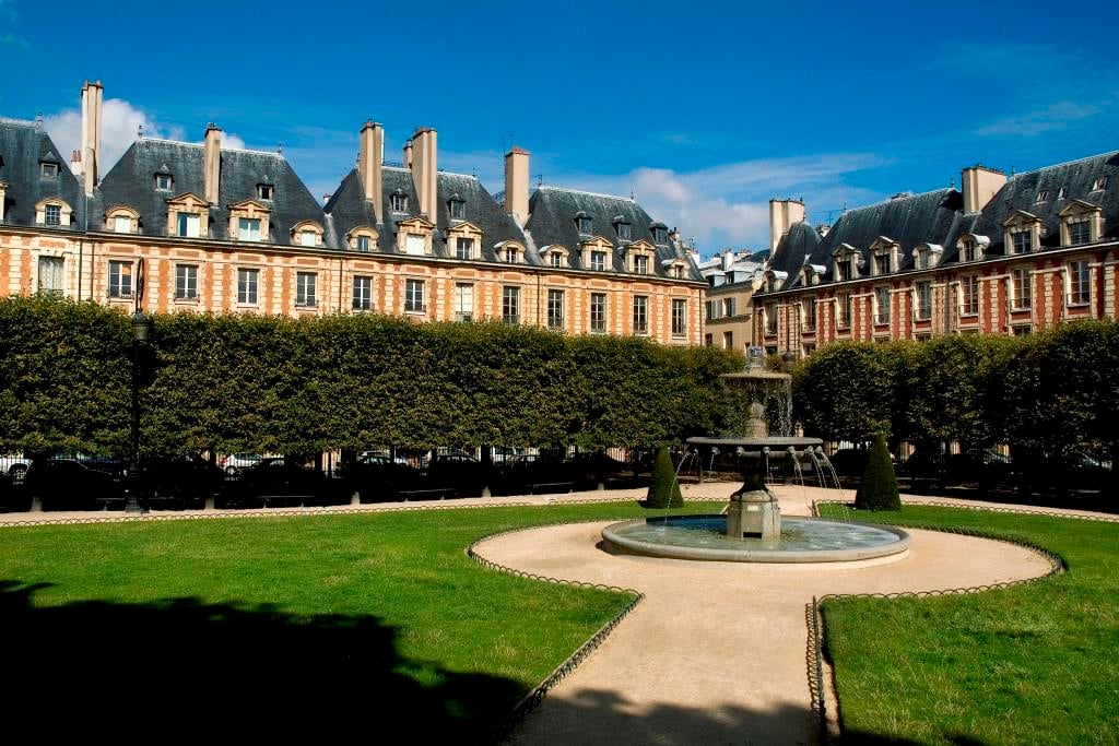 Le Pavillon de la Reine 5