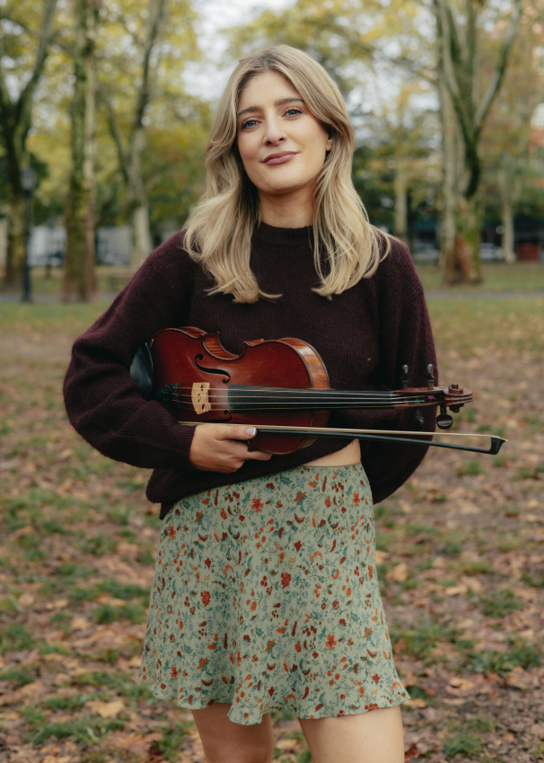 Gaulín Traditional Singers’ Club : Doireann Ní Ghlacáin 1