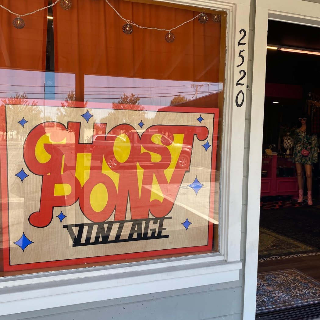 Ghost pony vintage 2