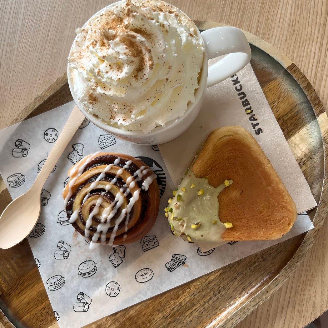 Starbucks Quartier Libre 1