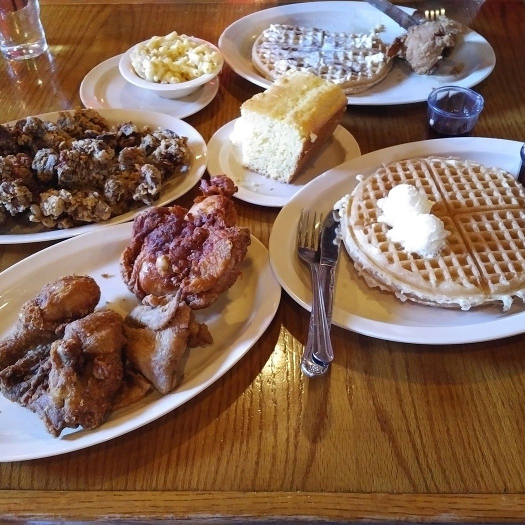 Roscoe's Chicken & Waffles 3