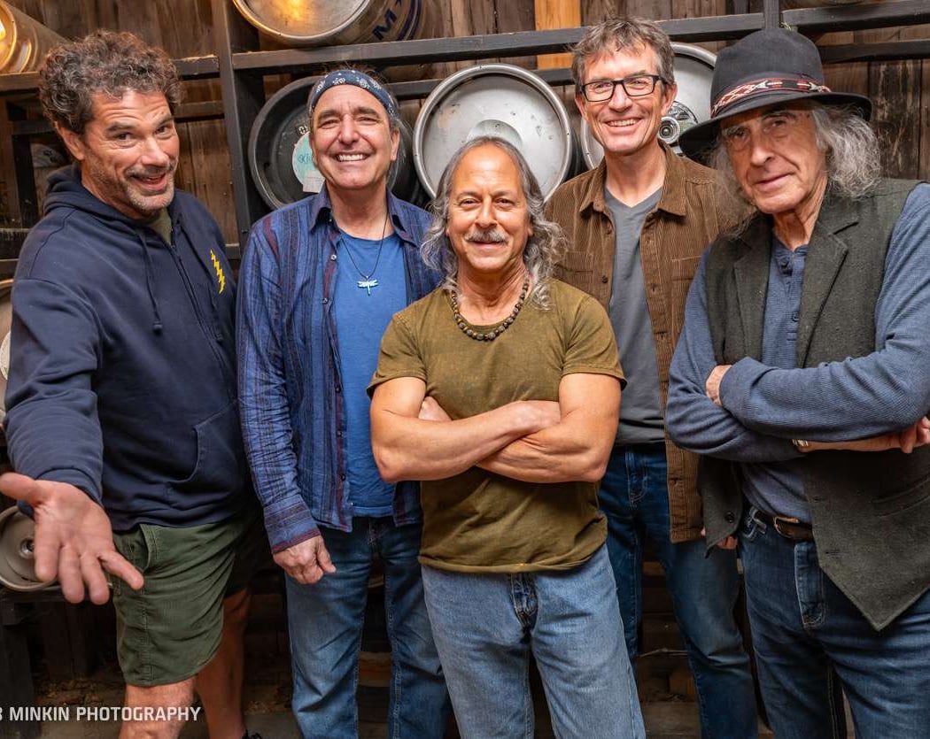 Skeleton Crewe with Barry Sless, Rob Barraco, Pete Sears, Jay Lane and Stephen Inglis 1