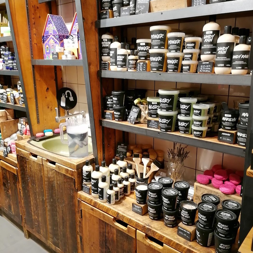 Lush 3