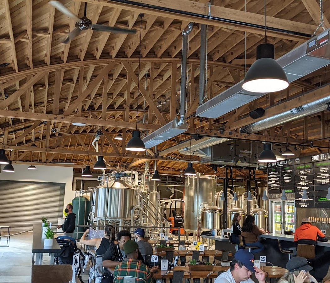 Buck Wild Brewing & Taproom 3
