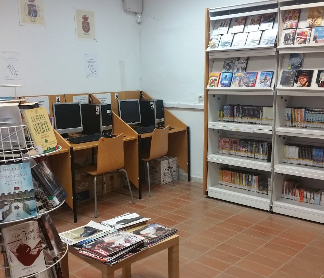 Municipal Public Library San Jerónimo 2