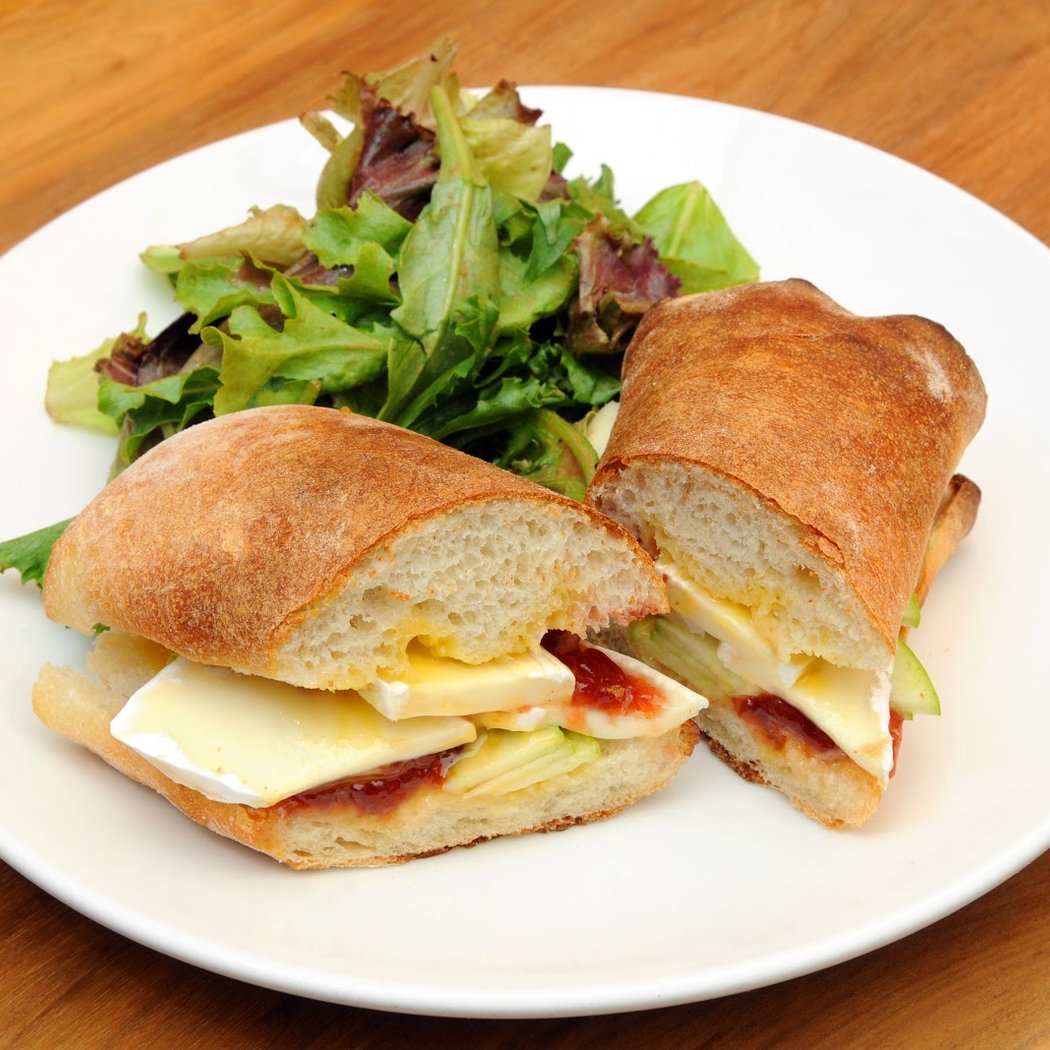 The Archway Bar & Grill 3