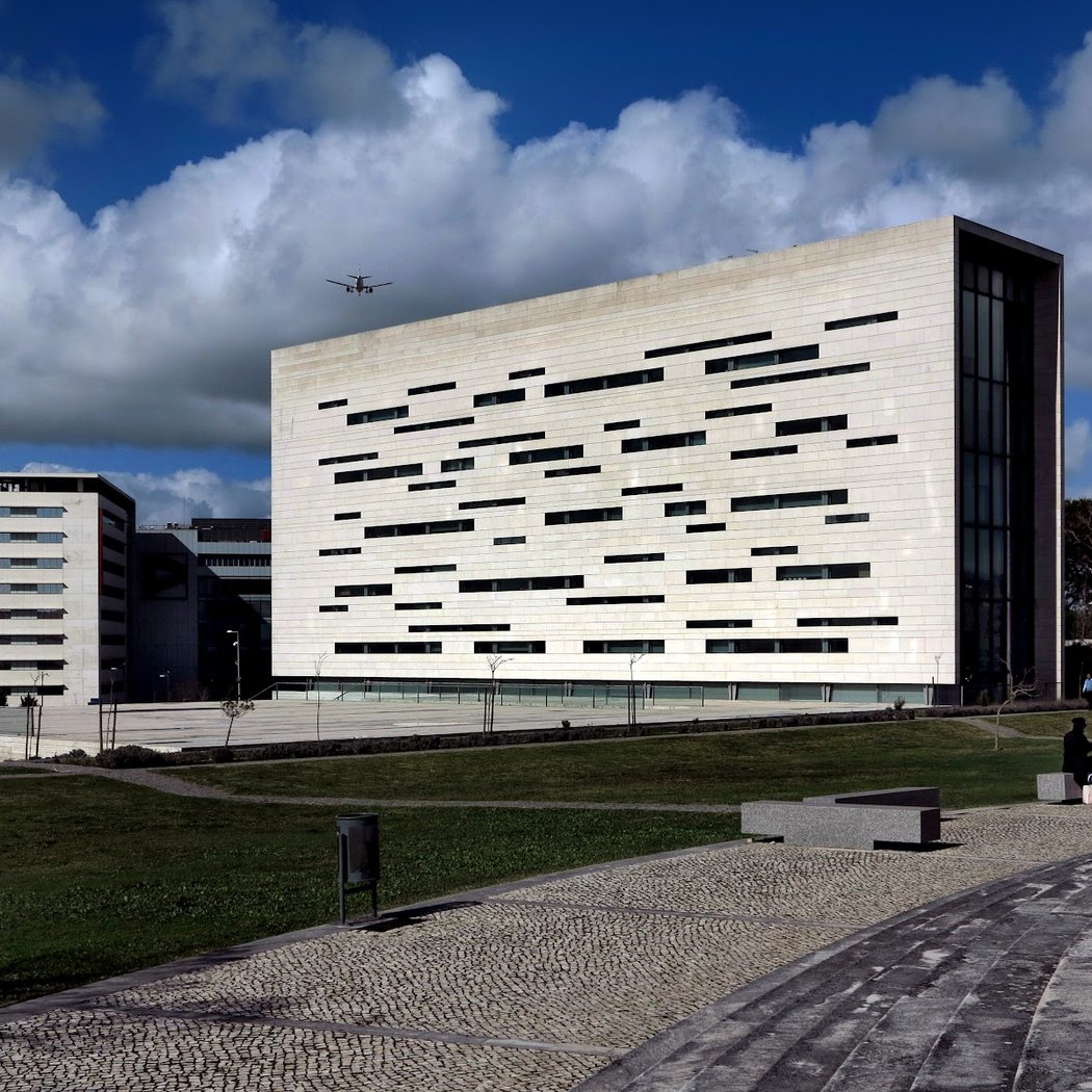 Universidade NOVA de Lisboa 2