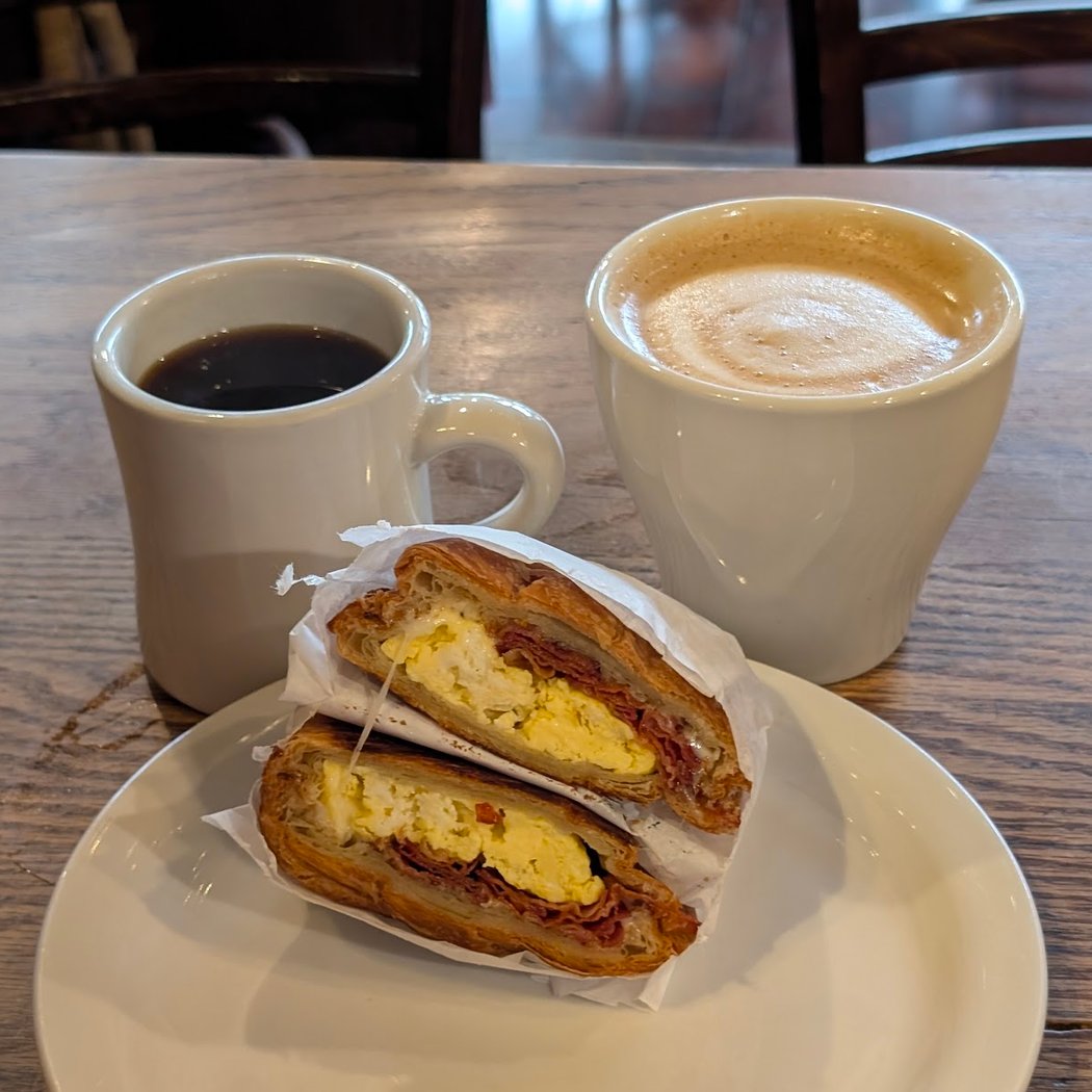 La Promenade Café 1