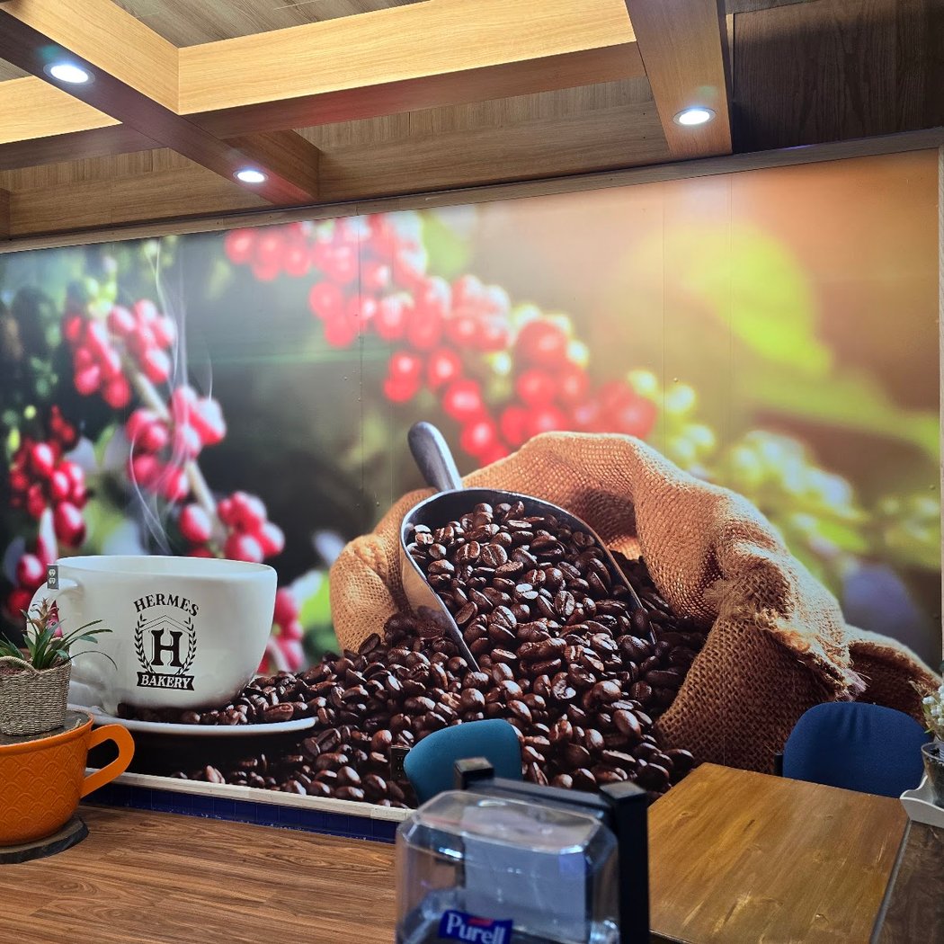 Hermes Bakery Cafe 3