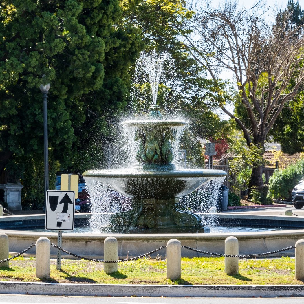 The Fountain at The Circle 3