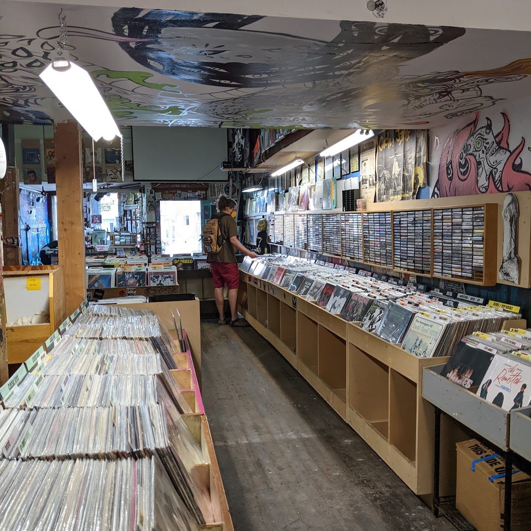 Live Music Events at Thrillhouse Records 3