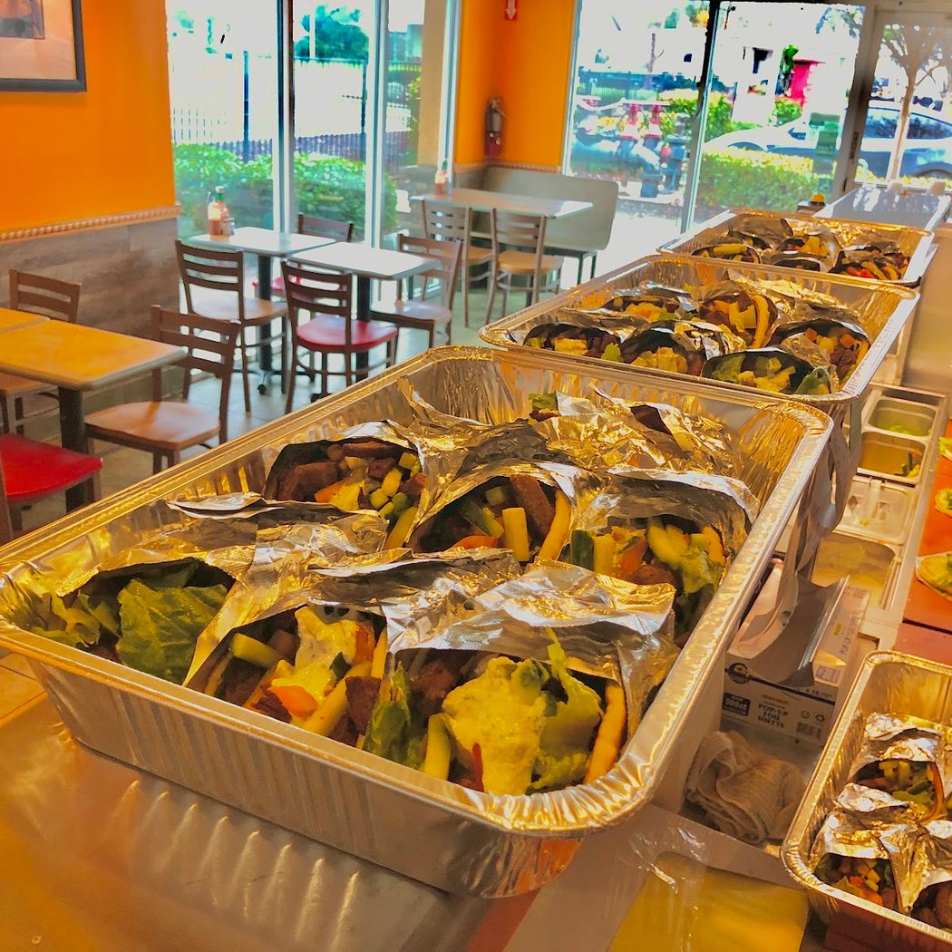 Q's HALAL MEDITERRANEAN 3